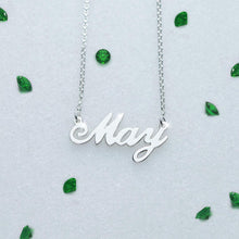 Load image into Gallery viewer, Name Necklace D7
